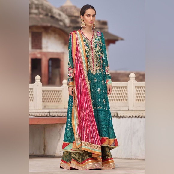 Annus Abrar Original Arianna outfit size Small - Picture 1 of 10